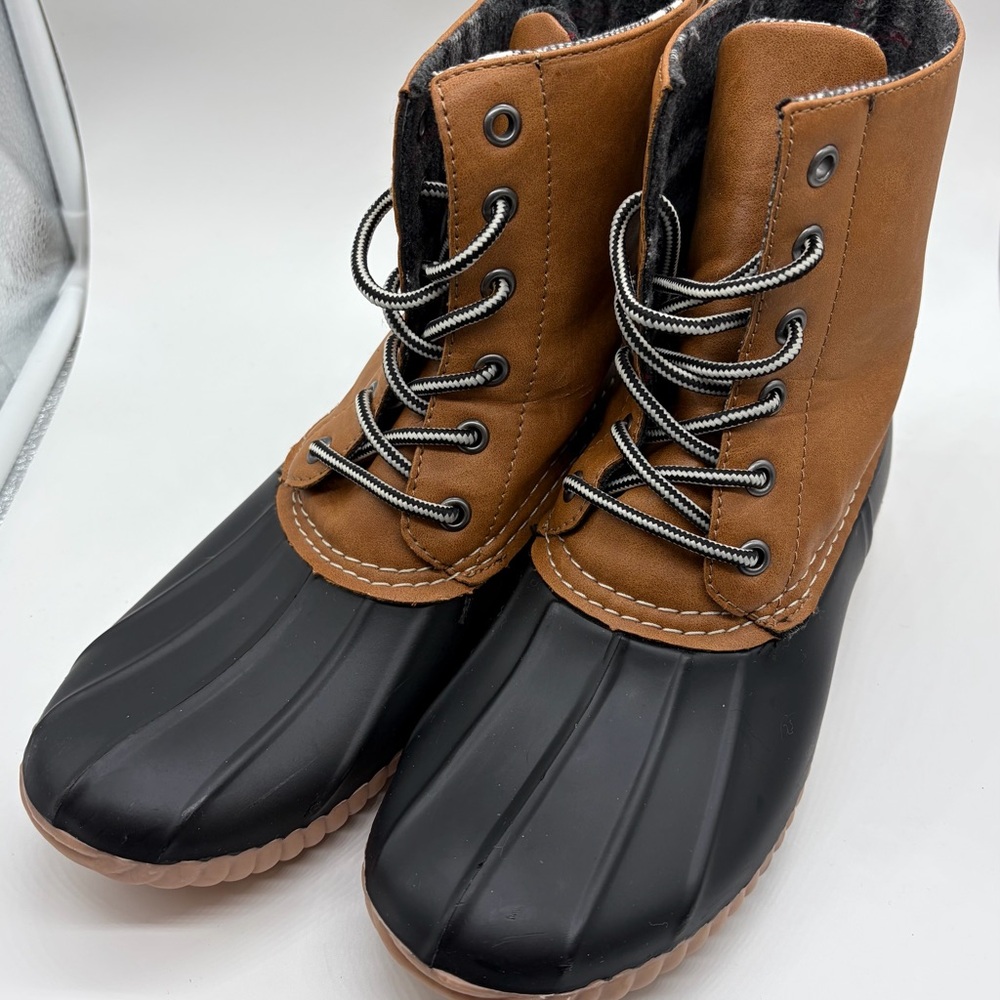Report Ankle Boots‎ with Flannel Liner.  Women's Size 8.5, NWOT